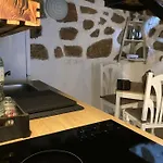 Nyaraló F Tamaide *