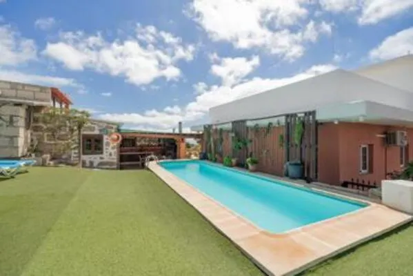 بيت للعطل F Tamaide